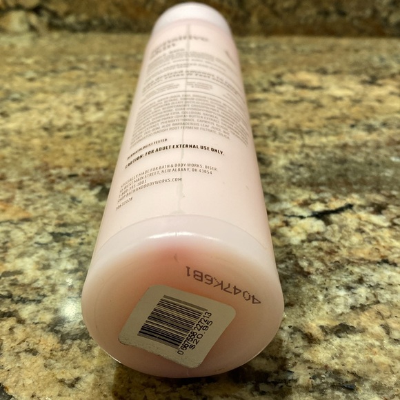 Sensitive Skin w/ Colloidal Oatmeal Bubble Bath, 10.75 fl oz / 318 mL, NWT - Picture 6 of 7